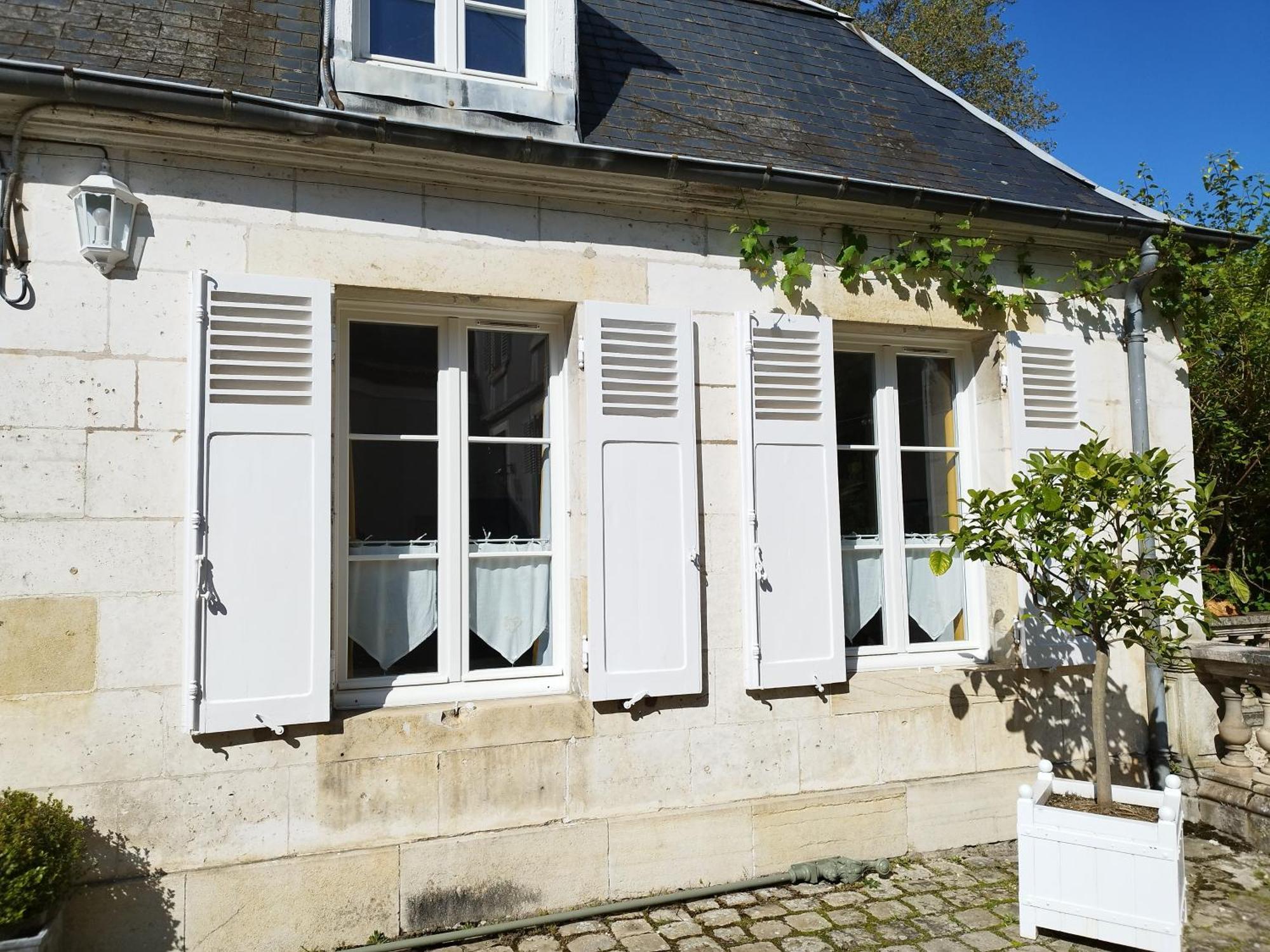 Clos Montcenoux, Au Coeur De Bourges. Exteriör bild